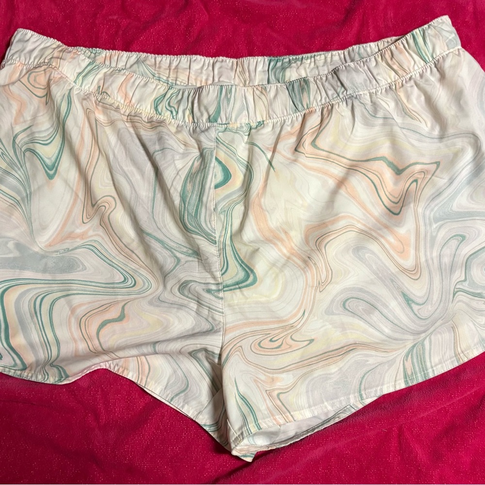Old Navy Women's Athletic Shorts - Pastel Swirl